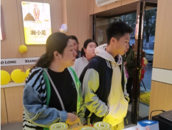 湘小笼早餐店赚钱吗